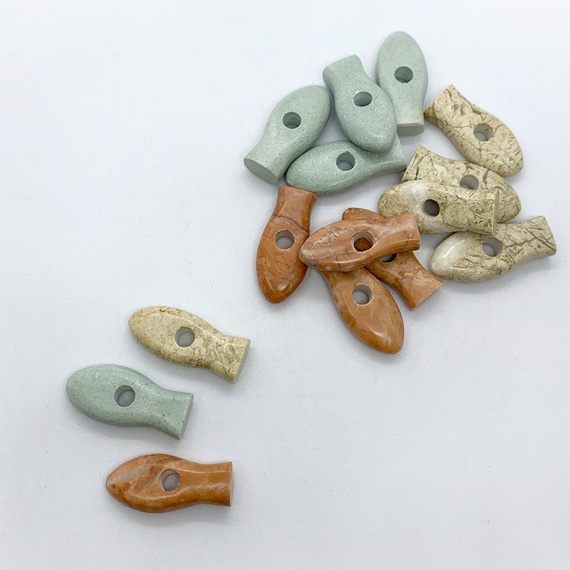 Hana Mokuba - Natural Stone Carved Fish Button (1 Pack) - Other - Other Materials 