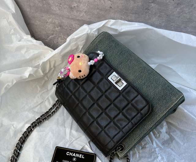 LA購入　CHANEL チョコバー　かわいいカジュアル　チェーンバッグ CHANEL シャネル 2.55 チョコバー キルティング デニムレザー チェーン