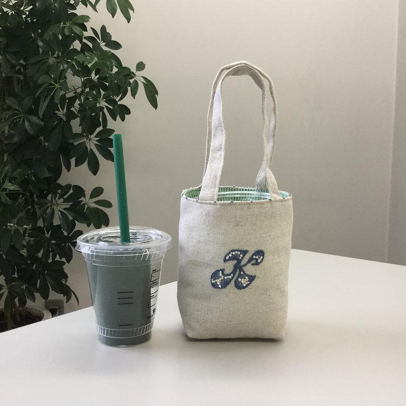 Cafe bag initials K Minitoto - กระเป๋าถือ - ผ้าฝ้าย/ผ้าลินิน ขาว