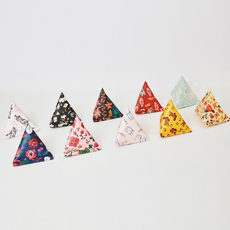 7321 Gift Wrap Triangle Gift Bag Group -NL Natalie, 73D89459 - Storage & Gift Boxes - Paper Multicolor