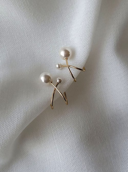 One N Only Jewelry 【母親節禮物】純白水晶珍珠U口-14KGF耳夾無痛耳環