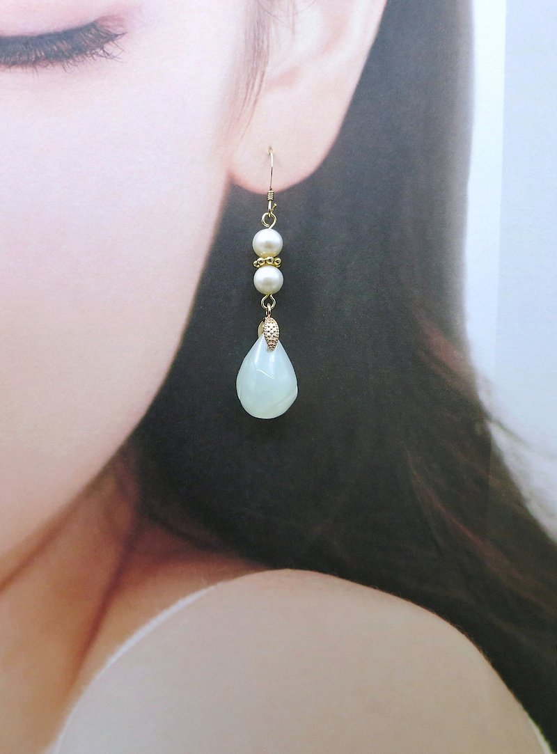 Lemon handmade hair accessories Xiuyu bud earrings / American 14K gold-coated an - ต่างหู - หยก สีเขียว