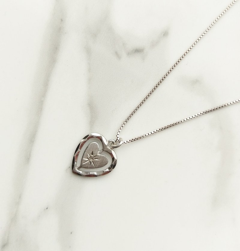 Sterling Silver Heart Necklace - สร้อยคอ - โลหะ สีเงิน
