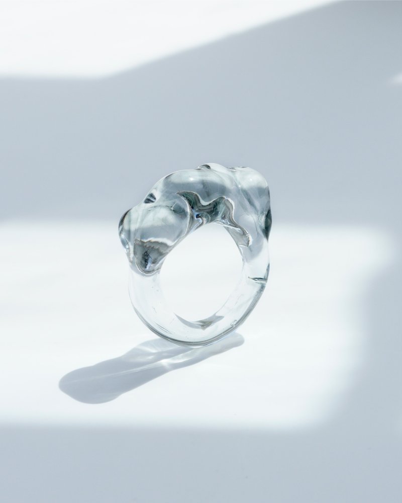 手工制雲朵玻璃介指【炭色】 - 戒指 - 玻璃 灰色