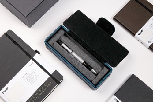 LAMY TAIWAN 官方旗艦館 【雷雕免費刻字】LAMY 原子筆 皮革筆盒 / AL star 系列 - 25白銀