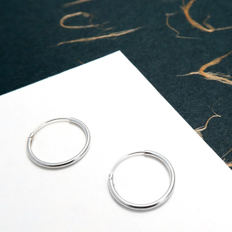Hoop/C-shaped earrings 18mm 925 sterling silver earrings-64DESIGN - ต่างหู - เงินแท้ สีเงิน