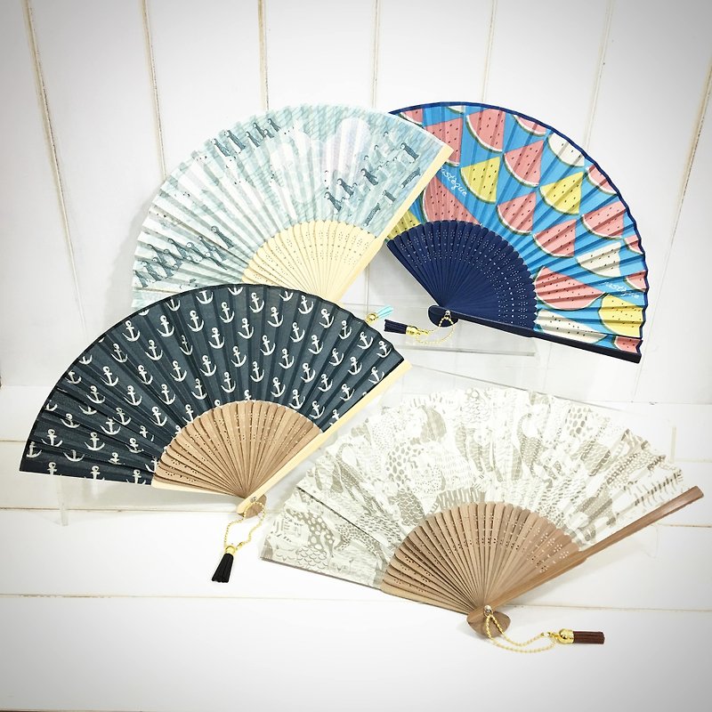 | R• | Japanese 绢 fan 21cm | There are four options - Electric Fans - Silk 