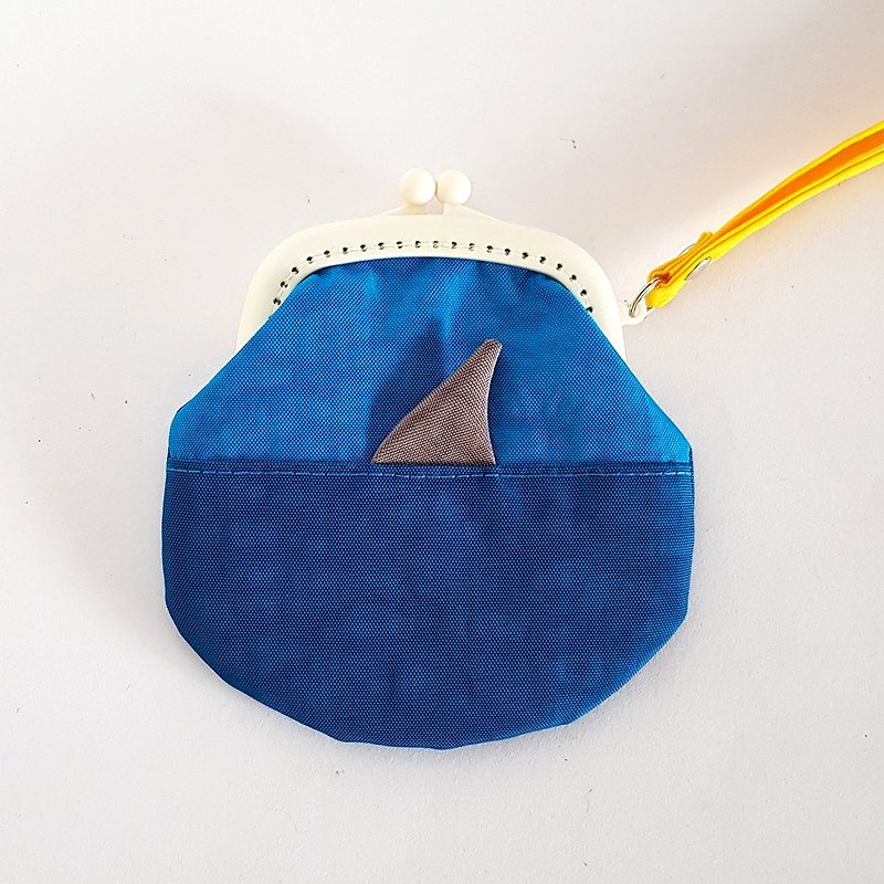 Shark is coming / Plastic mouth gold coin purse / Large section - Coin Purses - Other Materials Blue