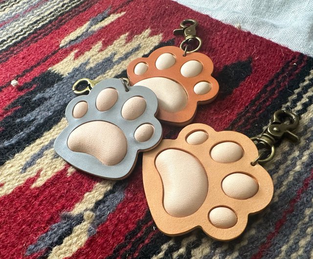 割引品　オセロ　革　レザー　肉球　犬　猫　かわいい　おしゃれ　オブジェ　部屋 jpnkc11.jpg