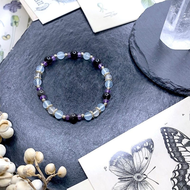Silver Moonlight/ Silver Stone Aquamarine Silver Moonlight Amethyst Crystal Bracelet - Bracelets - Other Materials Multicolor