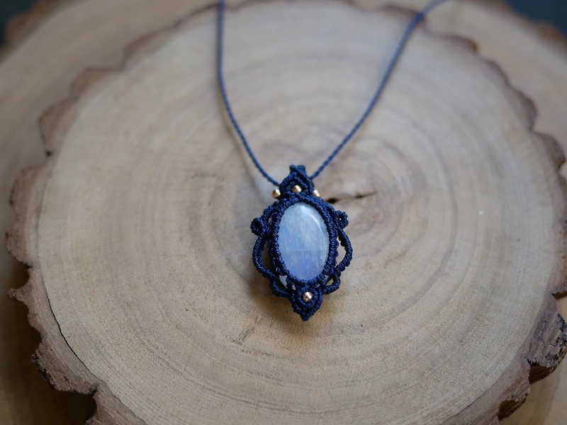 N28/FW23~Moonstone l South American Wax thread l Hand-woven l necklace - Necklaces - Semi-Precious Stones Blue