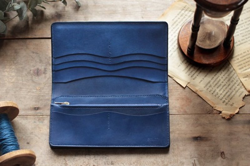Indigo dyed leather [migaki] long wallet - กระเป๋าสตางค์ - หนังแท้ 