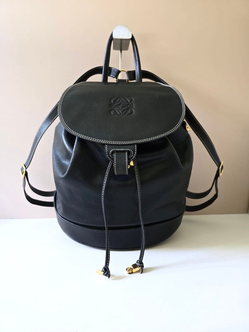 絕版古董包 Loewe 黑色白線後背包 雙肩包 皮革包 中古復古二手包 - 後背包/背包/書包 - 真皮 黑色