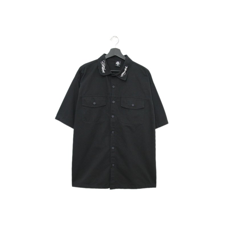 Back to Green-刺繡短袖襯衫 哥德式字樣 ss-18// vintage shirt - 男襯衫/休閒襯衫 - 棉．麻 