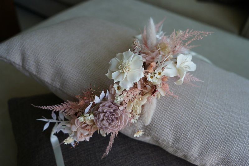 Customized dry wreath, pink tiara, wreath, birthday photo shoot, flower crown, graduation wedding dress - Hair Accessories - Plants & Flowers Pink