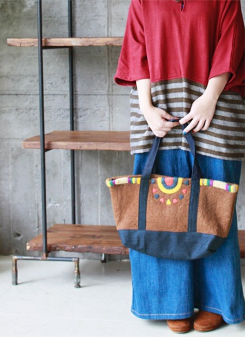 ☆ Hammock ☆ 彡 Hammock Sunny Felt Handmade Tote Bag - Handbags & Totes - Wool Red