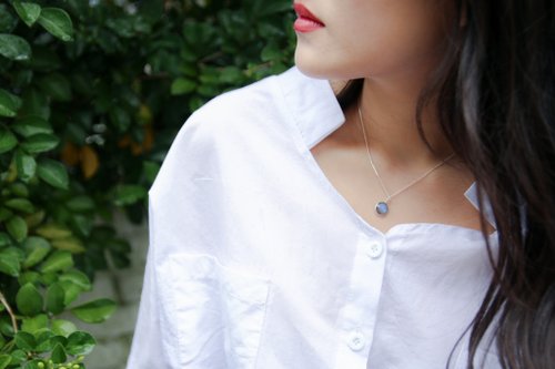 Trevi coin - labradorite necklace collarbone