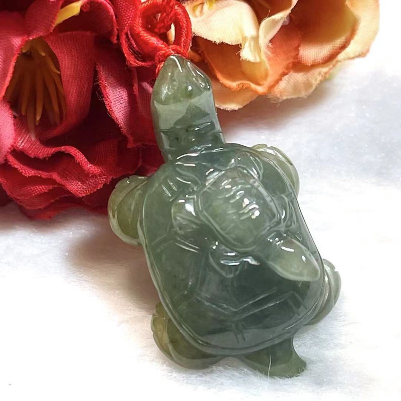 Treasure Crystal Stone/ natural jade pendant A cargo turtle / tortoise small ornaments / on your expensive add / longevity turtle - Necklaces - Jade Green