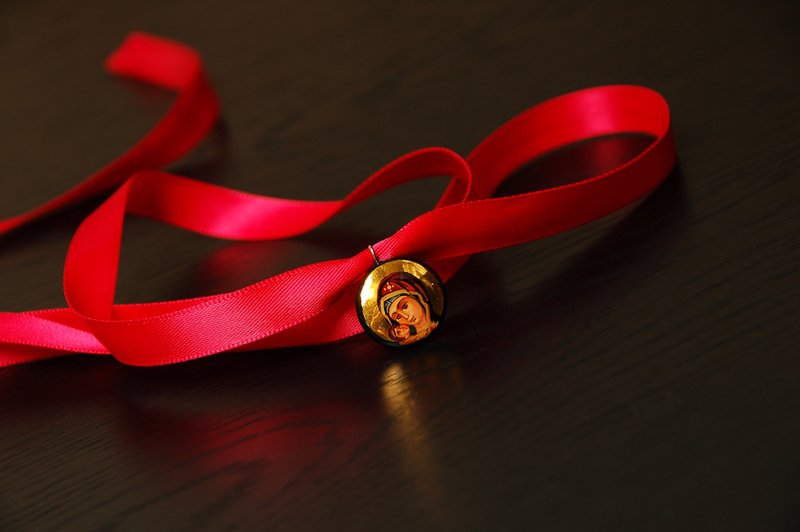 Small icon pendant Virgin Mary religious necklace Orthodox Christian easter gift - 項鍊 - 其他材質 