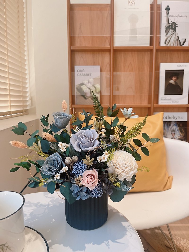 Texture gray blue eternal potted flower eternal rose flower opening potted flower opening flower ceremony congratulation gift birthday - Dried Flowers & Bouquets - Plants & Flowers Gray