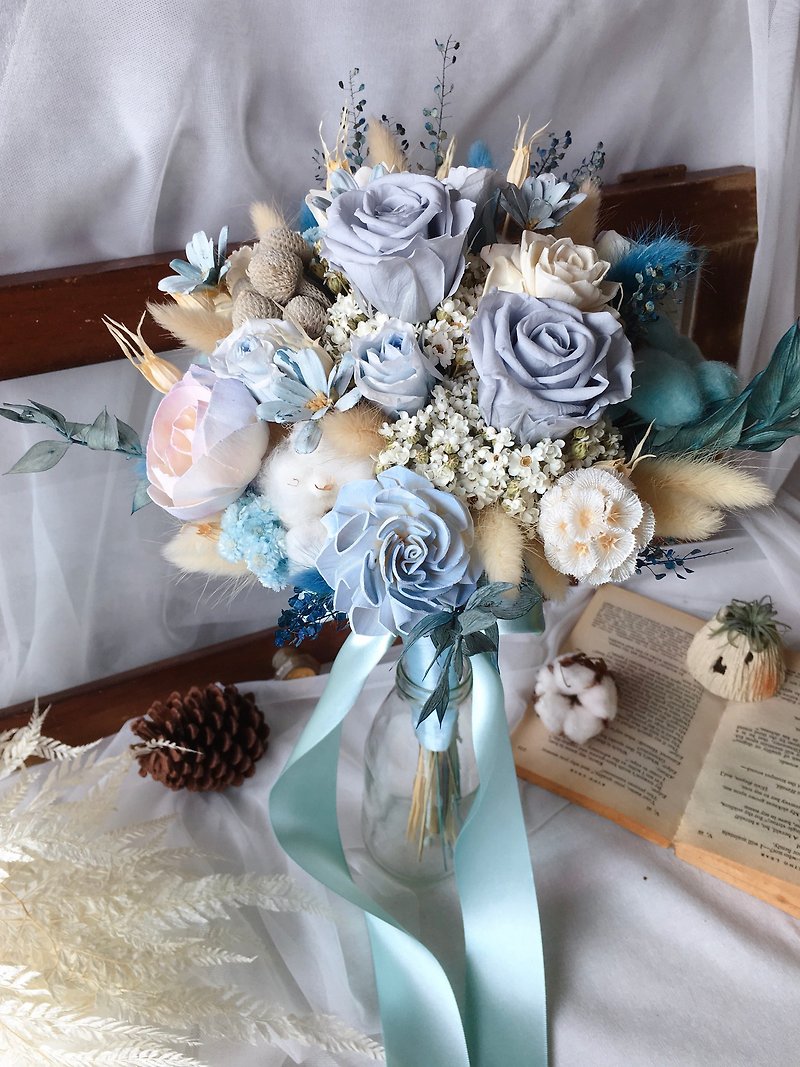 [Croicy] Dry Bouquet / Bridal Bouquet / Blue Bouquet / Eternal Rose / Wedding Bouquet - Dried Flowers & Bouquets - Plants & Flowers Blue