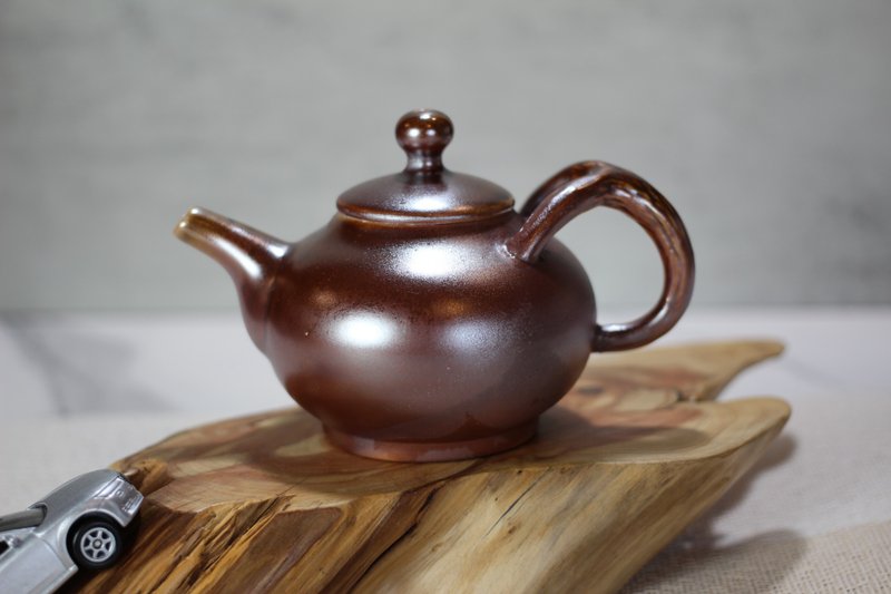 【送禮好物】190ml 柴燒茶壺 天然落灰 純手工製 名家葉敏祥作品 - 茶壺/茶杯/茶具 - 瓷 