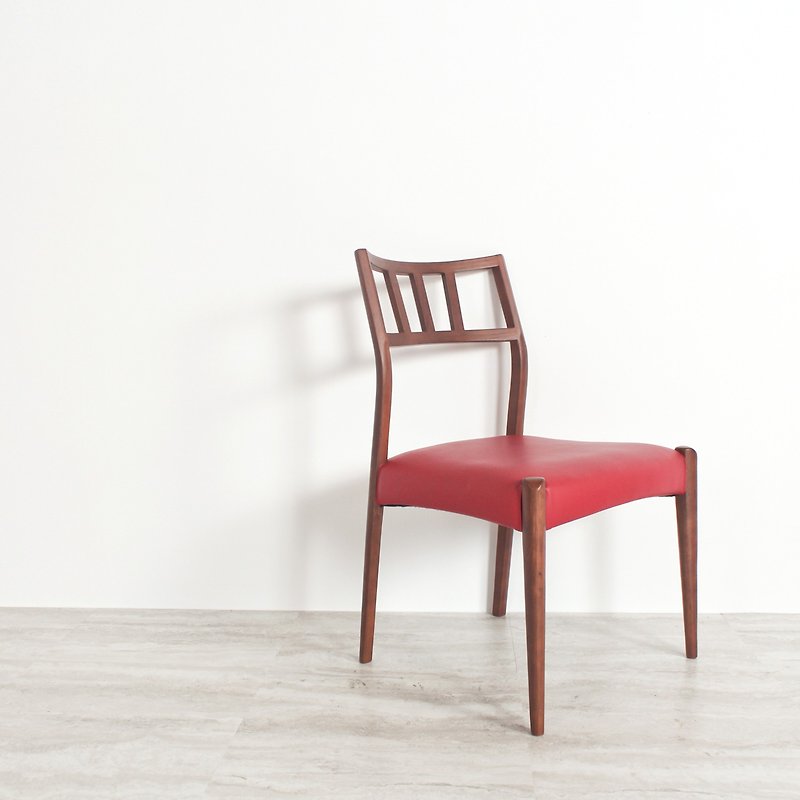 ノルディックヴィンテージオークソリッドウォールナットレザーダイニングチェア - 椅子・ソファー - 木製 ブラック