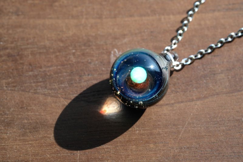 One-bite Galaxy Colored Glass Pendant 15 - สร้อยคอ - แก้ว สีดำ