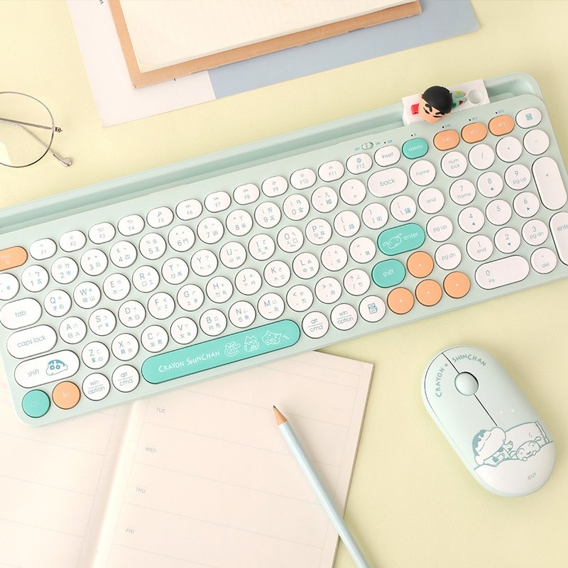 Crayon Shin-chan three-mode wireless Bluetooth keyboard and mouse set-one-button multi-tasking device pairing and typing super EZ - อุปกรณ์เสริมคอมพิวเตอร์ - วัสดุอื่นๆ หลากหลายสี