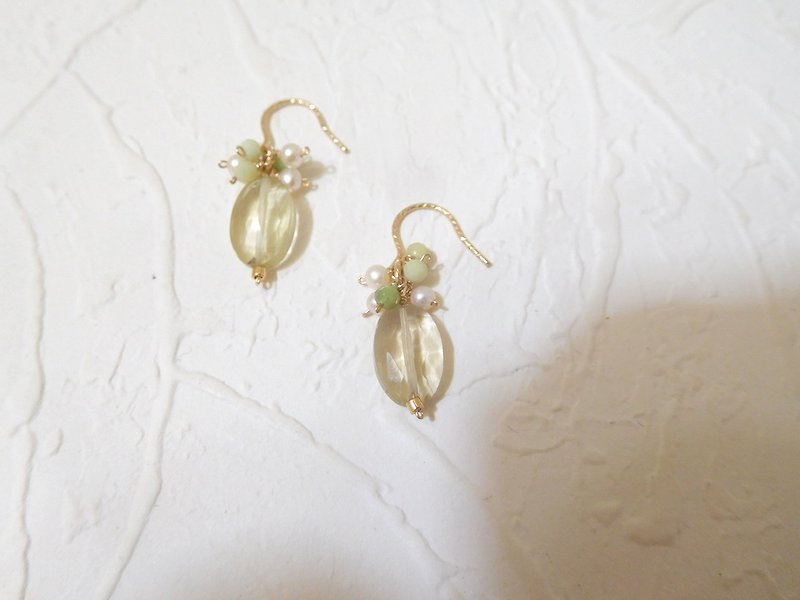 14k gold lemon quartz small Gemstone earrings with adjustable clip - ต่างหู - วัสดุอื่นๆ สีเหลือง