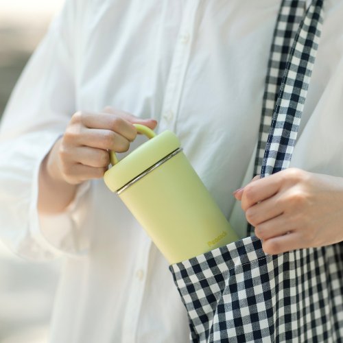 日本孔雀Peacock 【孔雀Peacock】300ML 手提式 保溫杯/咖啡杯 (上蓋可拆洗)黃