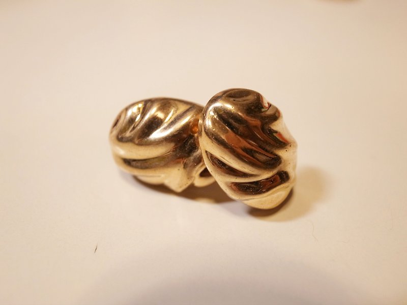 Waves modern oval gold earrings - ต่างหู - พลาสติก สีทอง