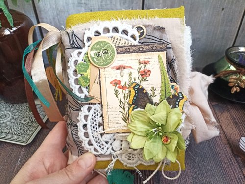 junkjournals Nature Forest junk journal handmade Green travel Butterfly notebook Handmade