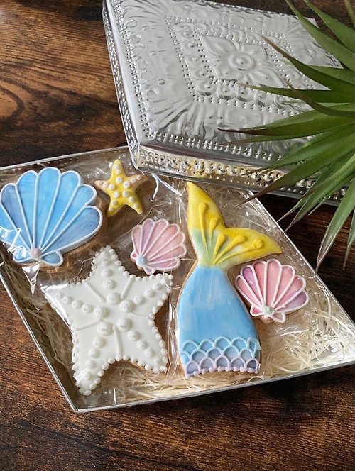 【誕生日】海のオーガニックアイシングクッキー ラグジュアリーBOX(L)セット ショップ Sai arcookies クッキー・ビスケット  Pinkoi
