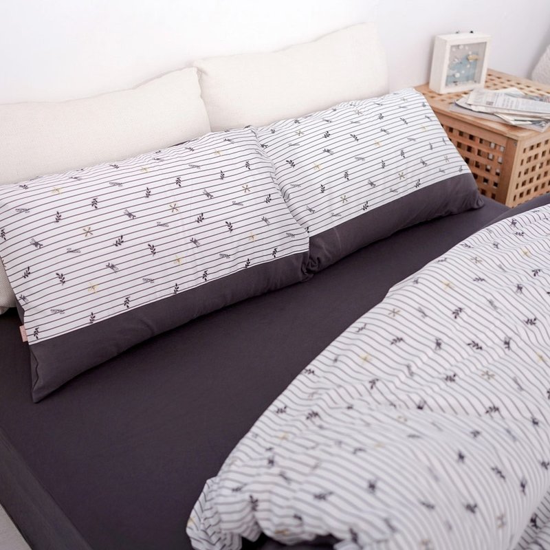 (雙人特大)UMORFIL膠原蛋白小鹿剪花寢具組-條紋竹炭黑∣四件組 - 寢具/床包 - 棉．麻 黑色