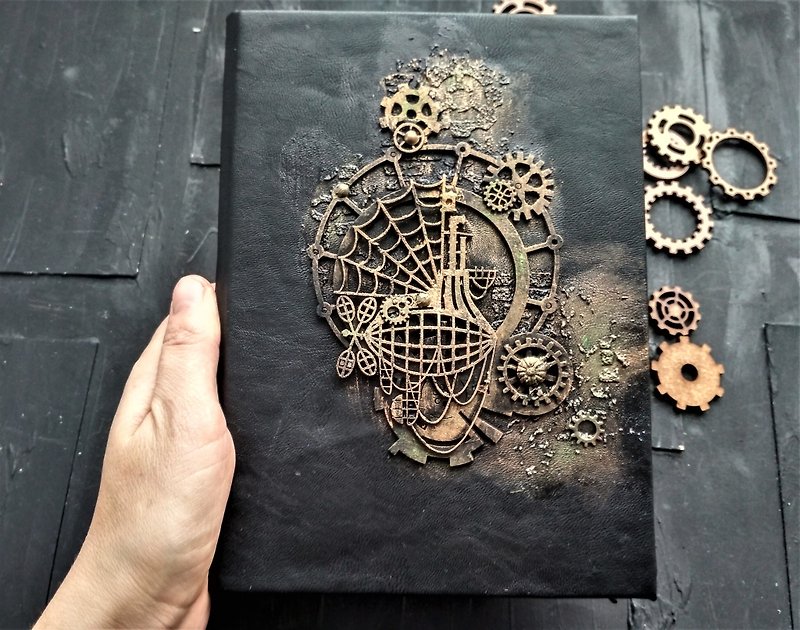 Steampunk journal handmade for sale Gothic notebook mechanical blank grimoire - สมุดบันทึก/สมุดปฏิทิน - กระดาษ สีดำ