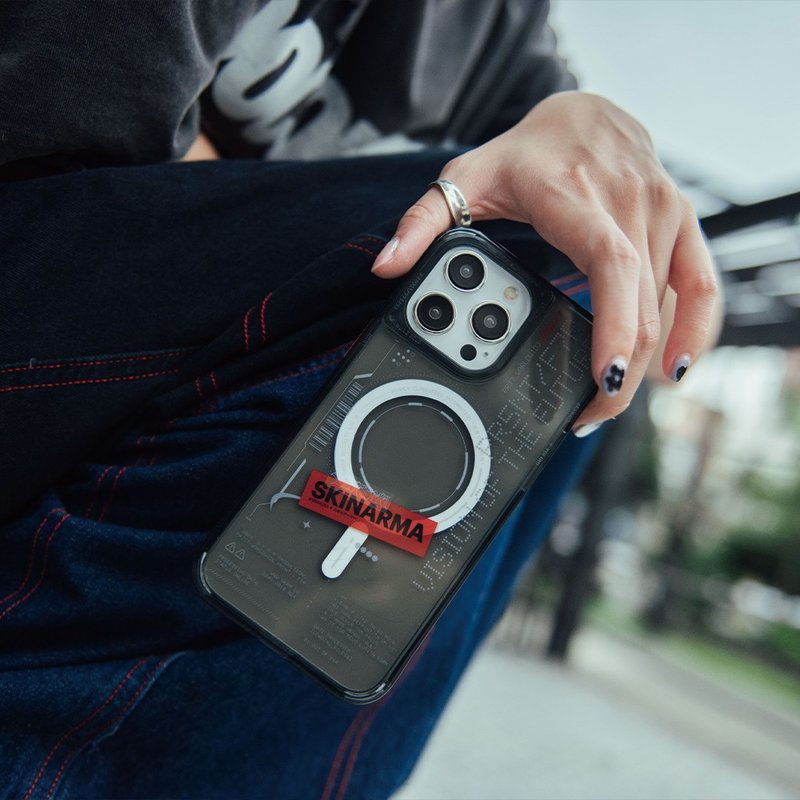 iPhone 15 series Orion future technology magnetic anti-fall phone case with buckle - black - เคส/ซองมือถือ - วัสดุอื่นๆ สีดำ