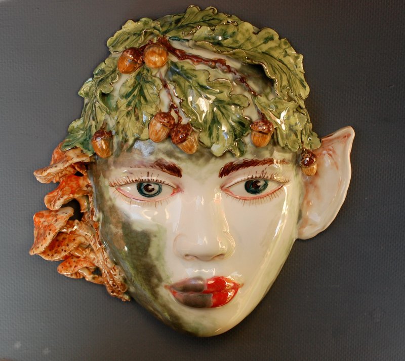 Wood elf portrait Interior mask Wall art Face sculpture Fairy forest Oak Acorns - 壁貼/牆壁裝飾 - 陶 多色