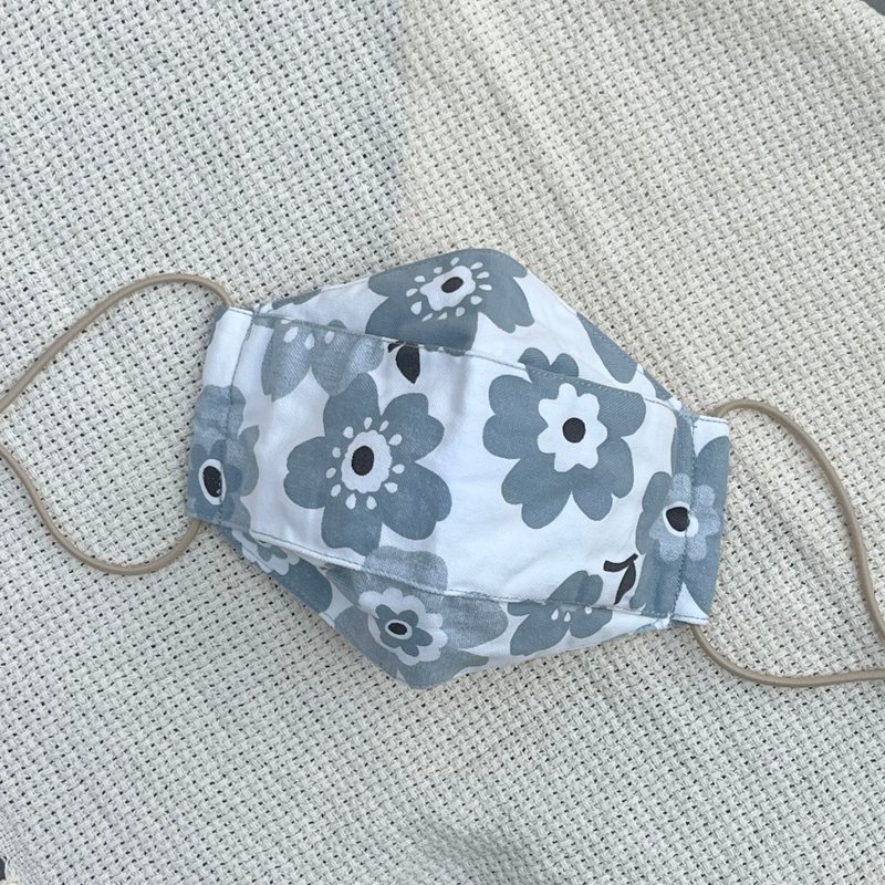 Gray flower 3D handmade cloth mask [Handmade in Taiwan] - Face Masks - Cotton & Hemp Gray