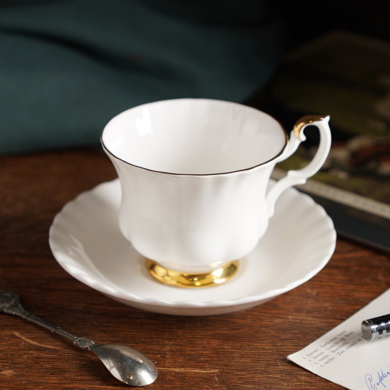 1960英國Royal Albert Val 'Dor系列骨瓷描金茶杯/咖啡杯組 - 咖啡杯/馬克杯 - 瓷 白色