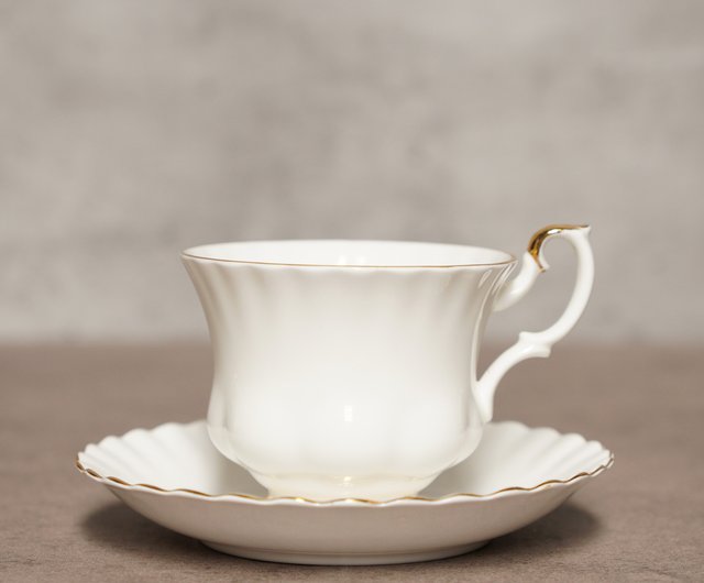 1960年代 英国ロイヤルアルバート Val D'orシリーズ ボーンチャイナ