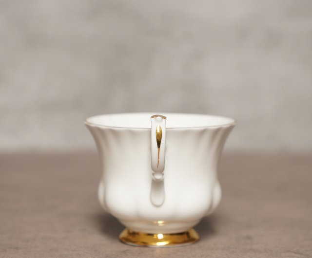 英国イギリス ロイヤルアルバート 金彩 カップソーサー ROYAL ALBERT