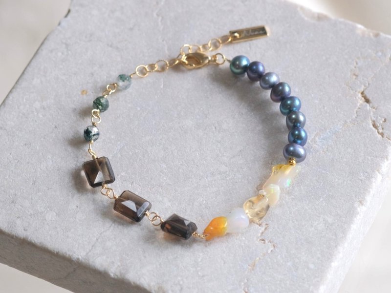 Natural stone bracelet Opal bracelet Smokyquartz moss agate - สร้อยข้อมือ - เครื่องเพชรพลอย สีน้ำเงิน