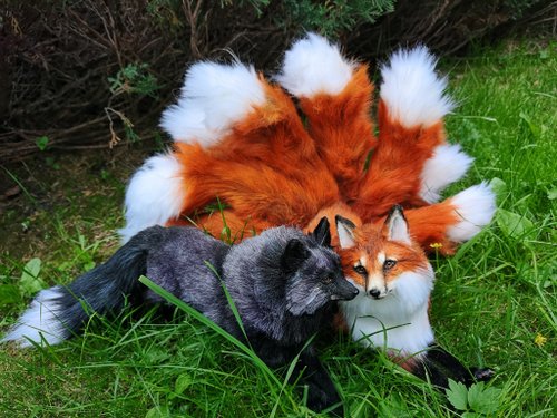 赤いキツネFOX 9尾BJDアートドールポーズ可能オーダーメイド