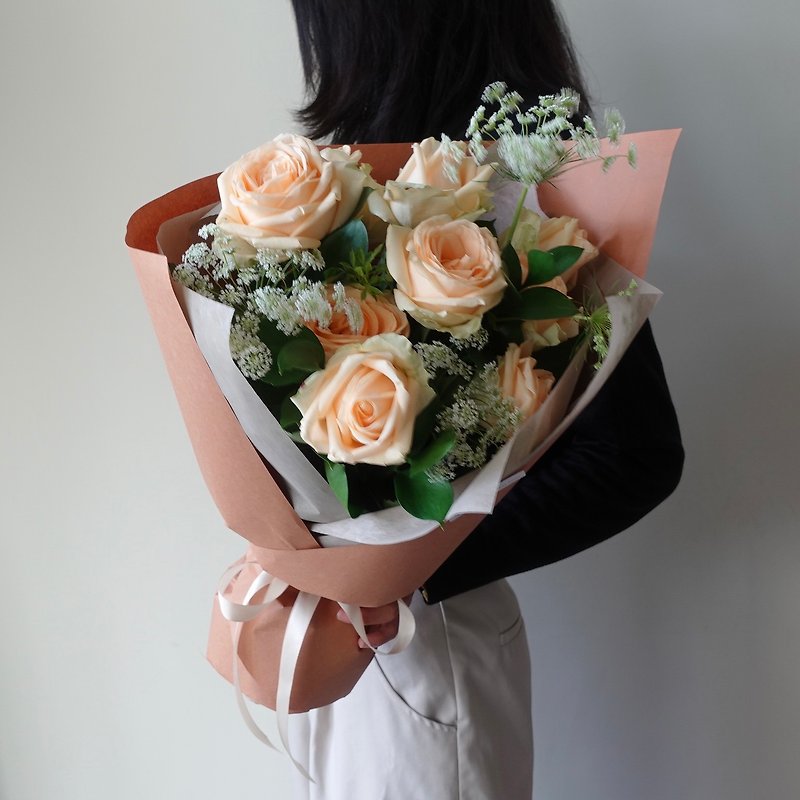 A dream classic. Rose Bouquet/Flower Bouquet/Valentine's Day/Birthday/Marriage Proposal - ตกแต่งต้นไม้ - พืช/ดอกไม้ สีส้ม