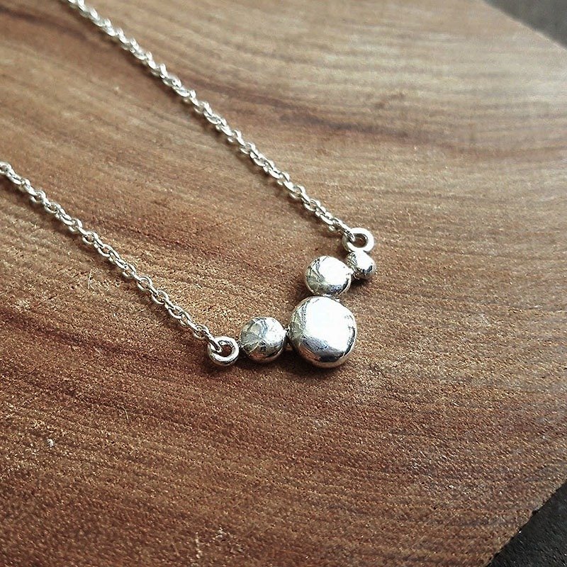 Love Bubble Necklace- Silver Necklace - สร้อยคอ - โลหะ สีเงิน