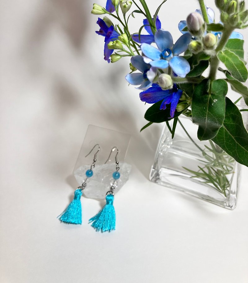 Sea blue chalcedony crystal tassel Clip-On - Earrings & Clip-ons - Other Materials Blue
