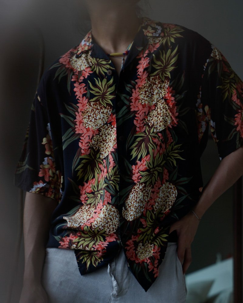 deb vintage M Frangipani surrounded by jackfruit - Men's Shirts - Other Materials 
