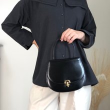 日本直送 名牌中古包 】CELINE セリーヌ マカダム ブラゾン型