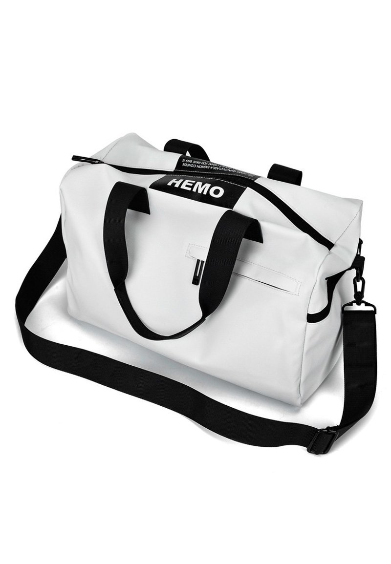 Duffel Bag With Shoes Compartment 601 White - กระเป๋าแมสเซนเจอร์ - วัสดุอีโค ขาว